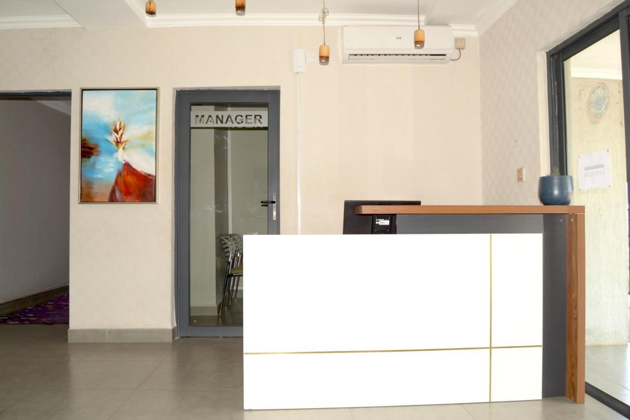 Phudzi Hotel Letlhakane Esterno foto
